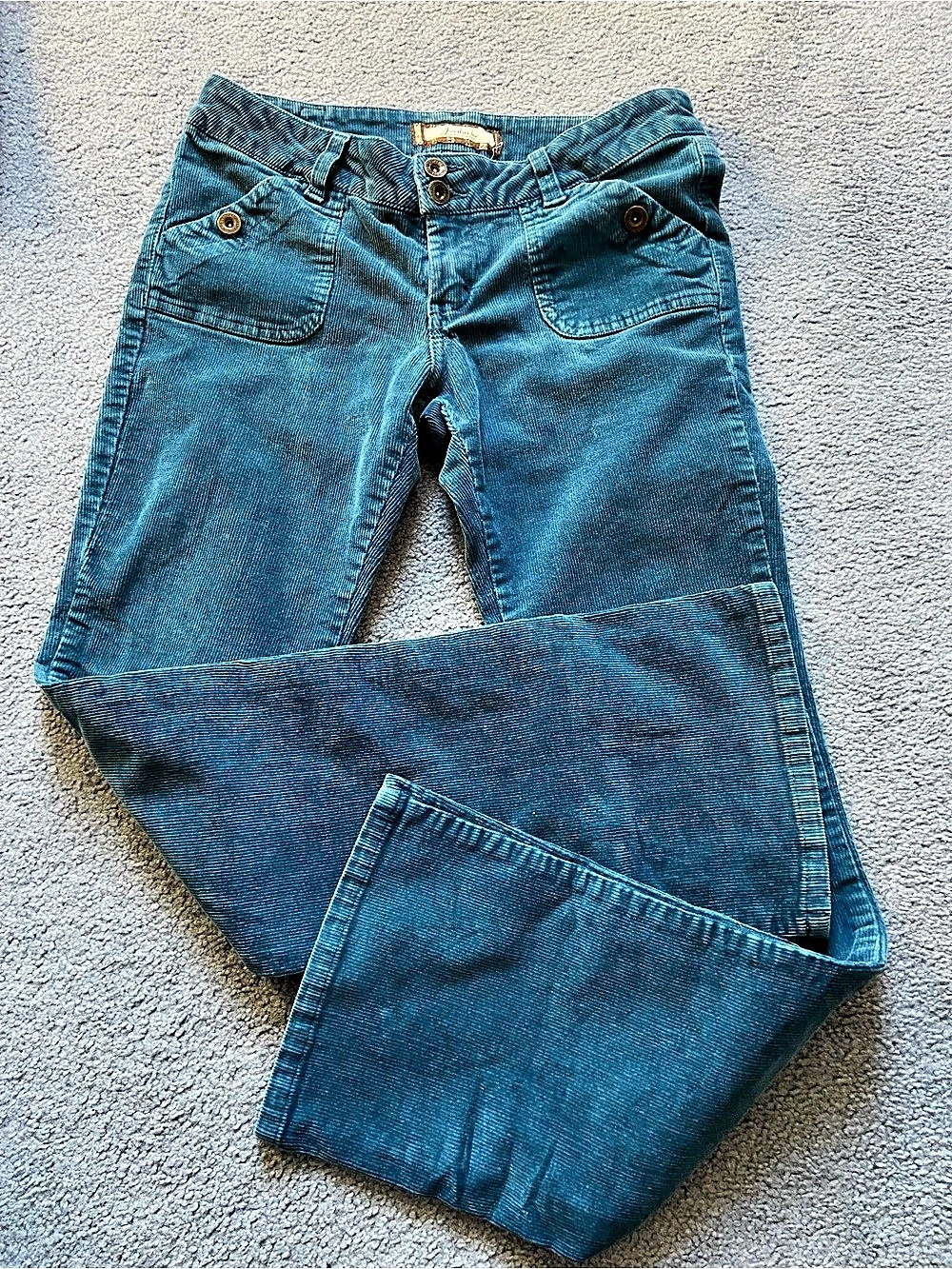 Y2K Jordache Teal Blue Corduroy Jean
Size 9/10